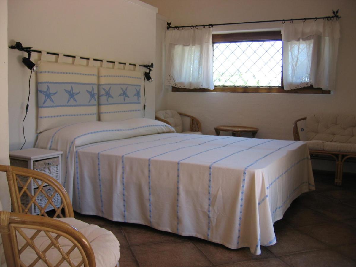B&B Le Corti Di Aloa San Pantaleo Exterior foto