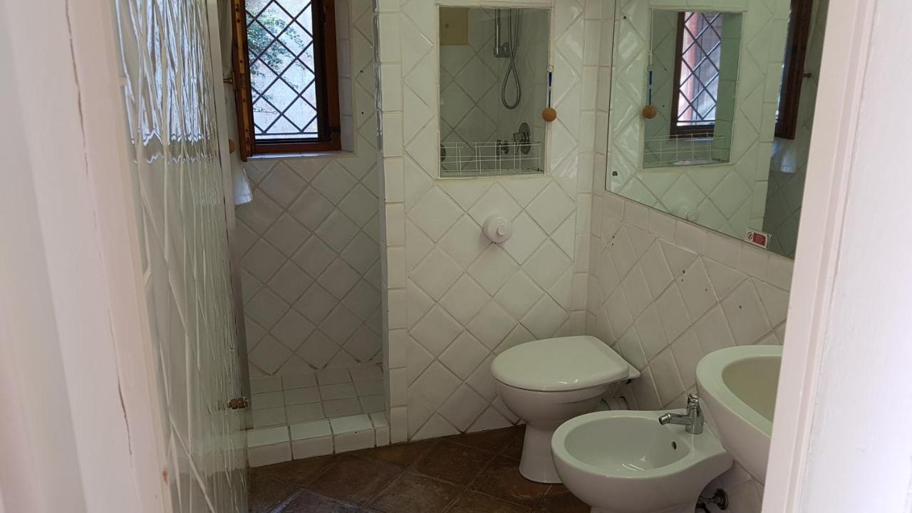 B&B Le Corti Di Aloa San Pantaleo Exterior foto