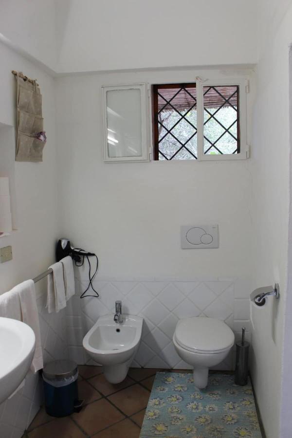 B&B Le Corti Di Aloa San Pantaleo Exterior foto